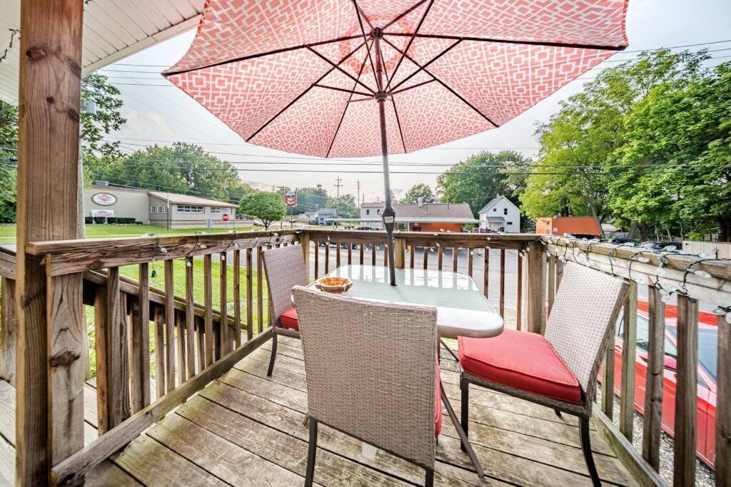 Cottage In The Falls, 2 B, 2 Bath, Fireplace Cuyahoga Falls Exterior foto